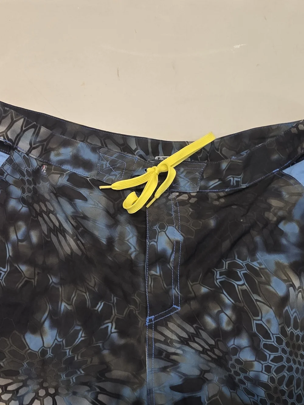 Huk Performance Fishing Board Shorts Men's Size XXXL Inseam 9.5.